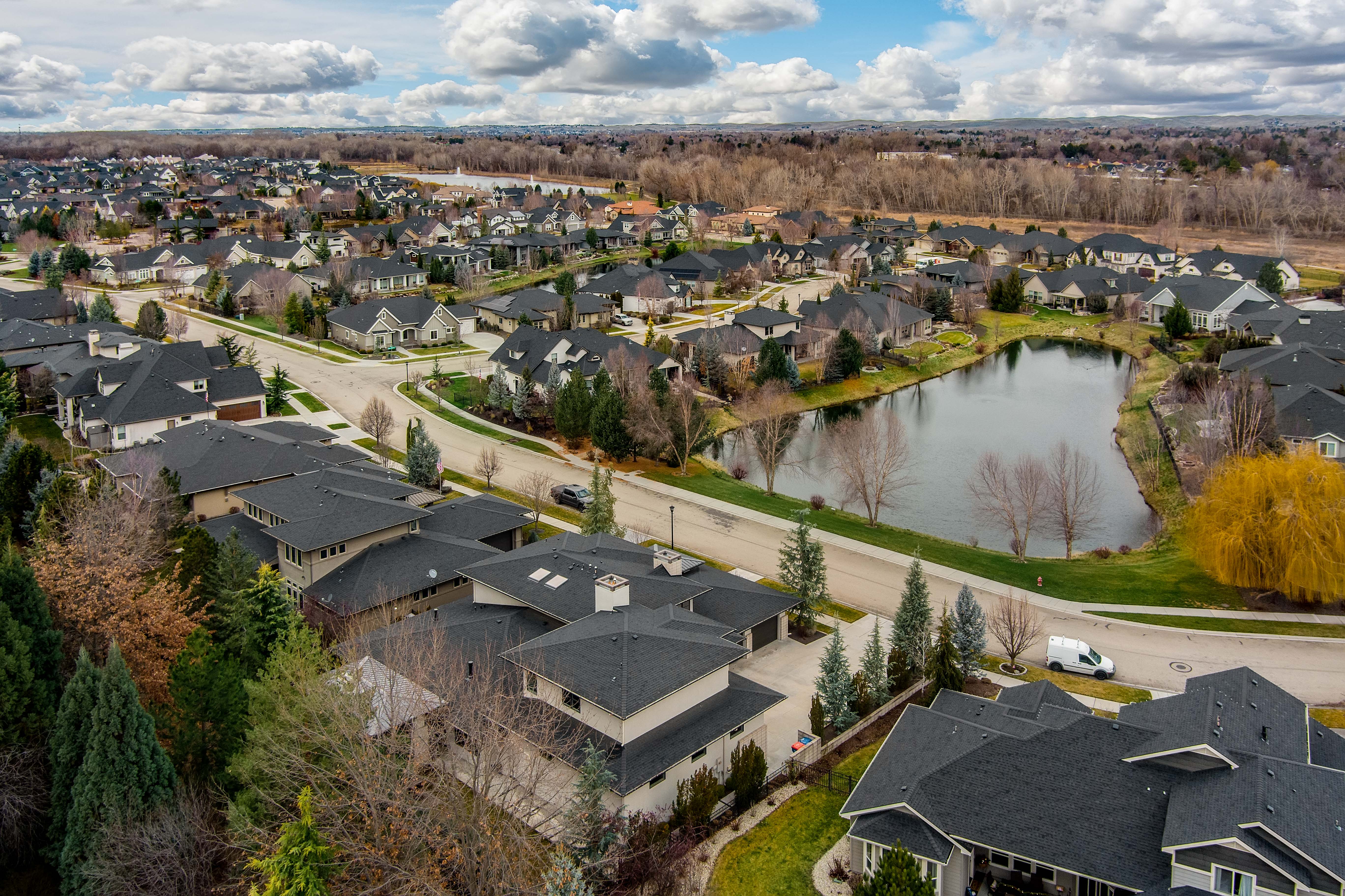 Featured image for “Eagle Idaho Real Estate Trends – What’s Selling Now”