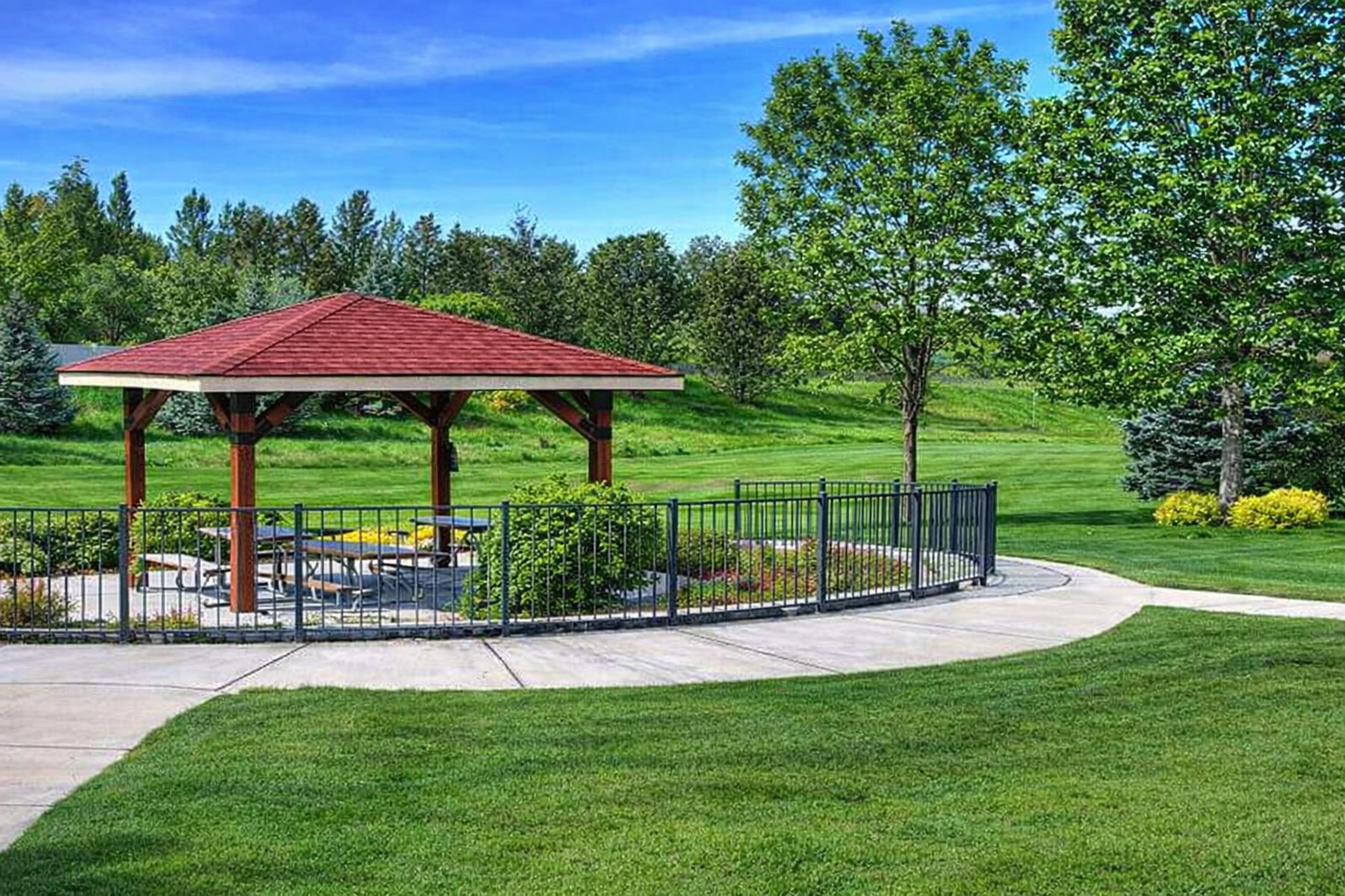 Image of the Alderwood Village Neighborhood in Idaho