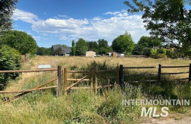 16890 Meadow Ln, Nampa, Idaho 83687, ,Land,For Sale,16890 Meadow Ln,98873328