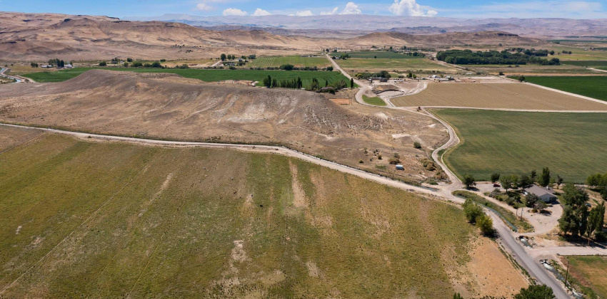 2051 Thompson Rd, Homedale, Idaho 83628, ,Land,For Sale,2051 Thompson Rd,98850759